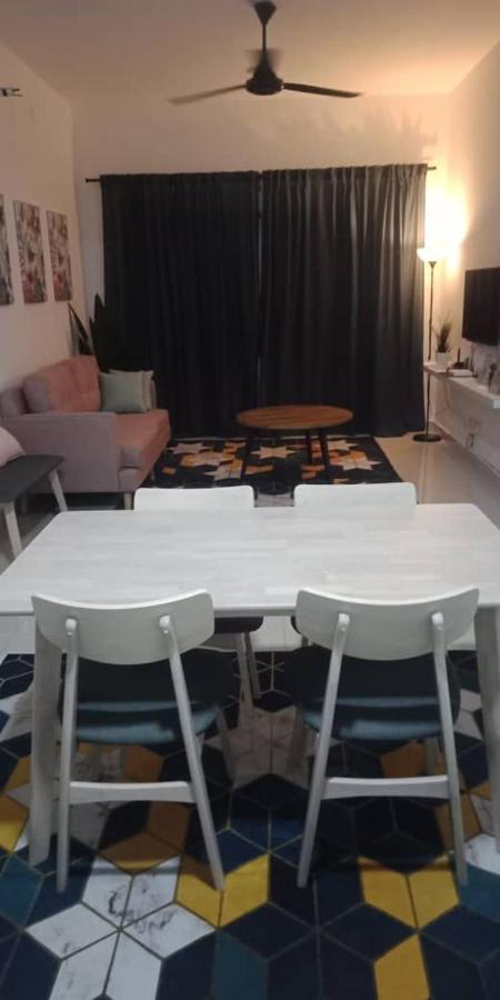 Bunga Homestay Sea View Kuala Terengganu Exterior foto